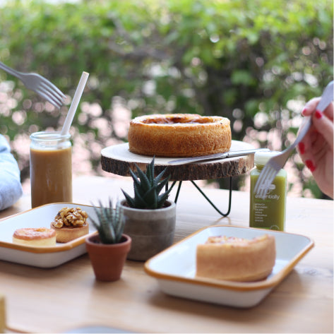 Gluten-free bakery delivery Dubai Skinny Genie cake cheesecake 